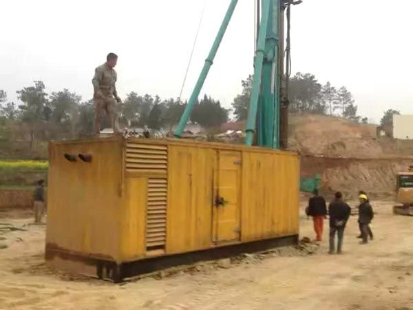 金山屯如何判断水冷式机油散热器密封件是否需要更换?